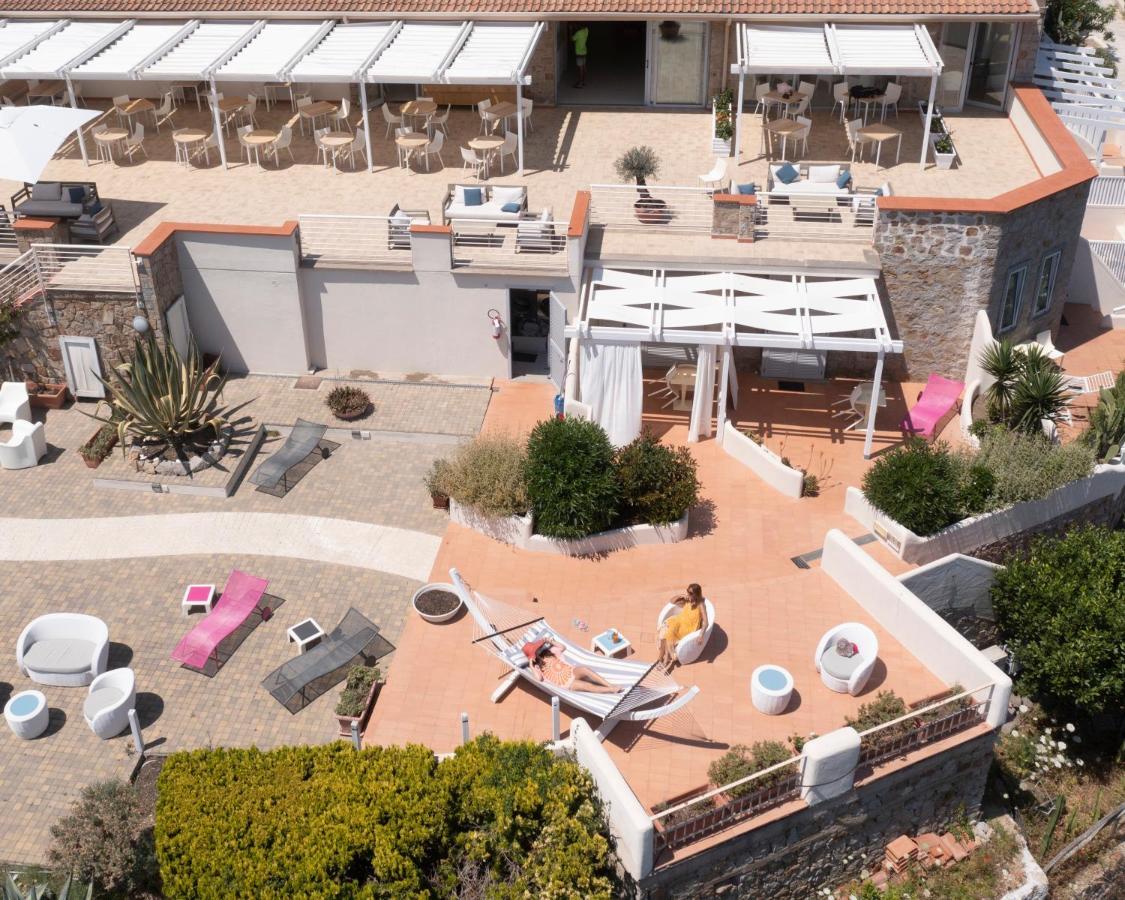 Hotel Arenella Giglio Porto Eksteriør billede