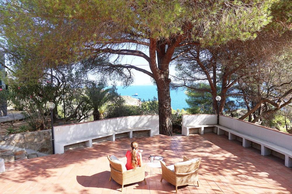 Hotel Arenella Giglio Porto Eksteriør billede