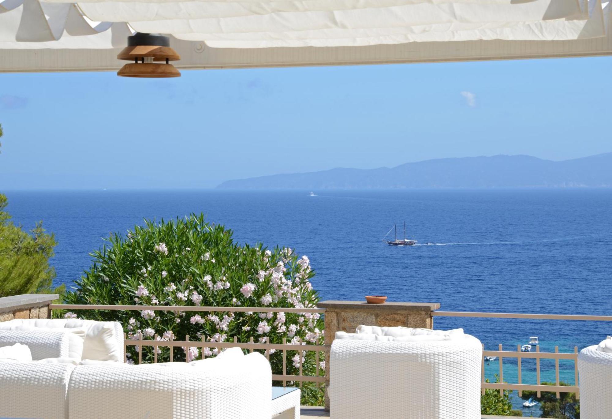 Hotel Arenella Giglio Porto Eksteriør billede