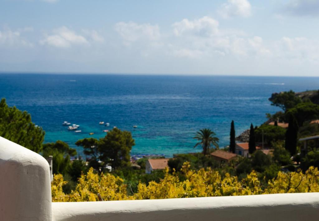 Hotel Arenella Giglio Porto Eksteriør billede