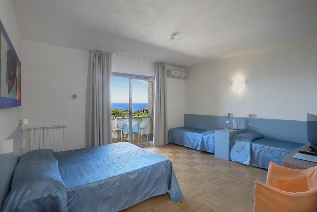 Hotel Arenella Giglio Porto Eksteriør billede